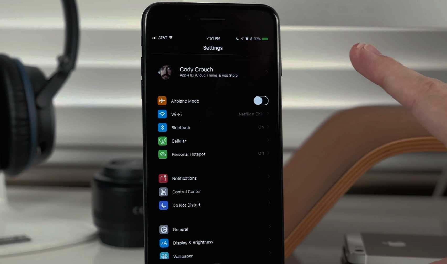 iphone dark mod