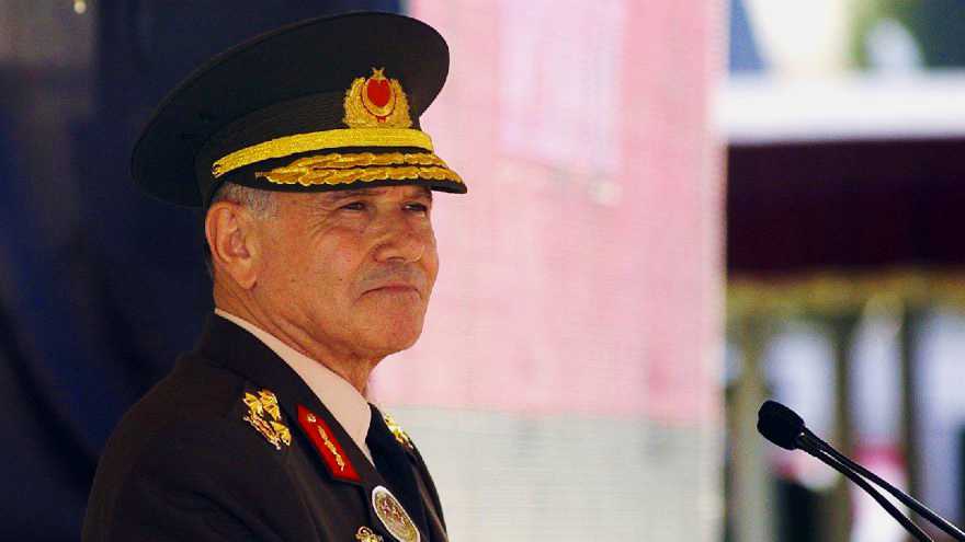 Aytaç Yalman corona virüsten hayatını kaybetti